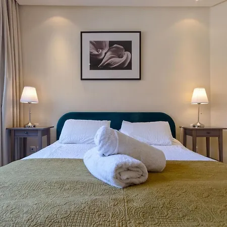 La Alzambra, Puerto Banus