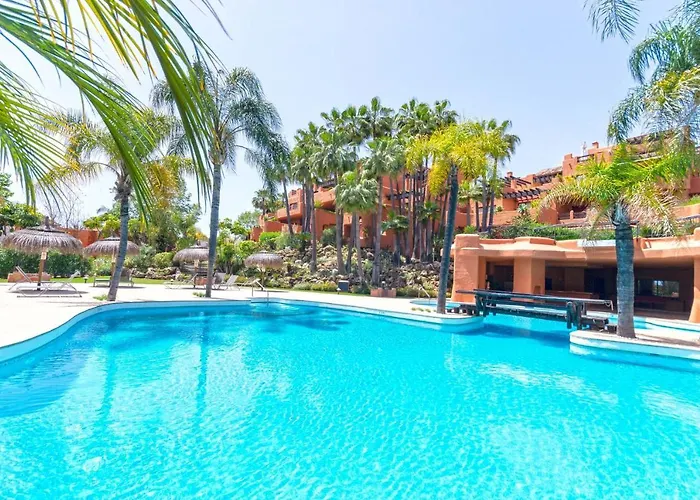 La Alzambra, Puerto Banus