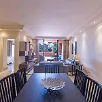 La Alzambra, Puerto Banus Marbella