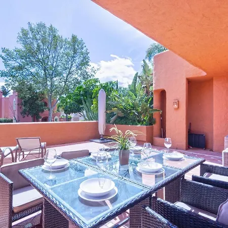 Apartment La Alzambra, Puerto Banus Marbella