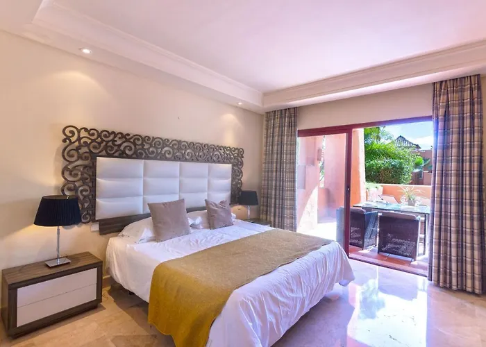 La Alzambra, Puerto Banus 公寓 马尔韦利亚