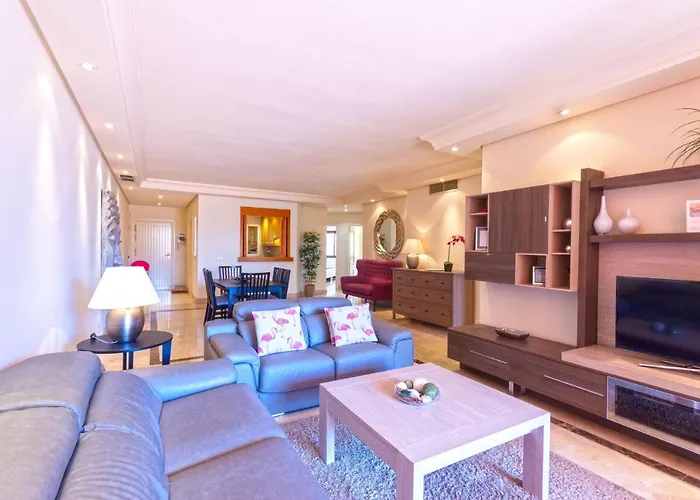 La Alzambra, Puerto Banus 公寓